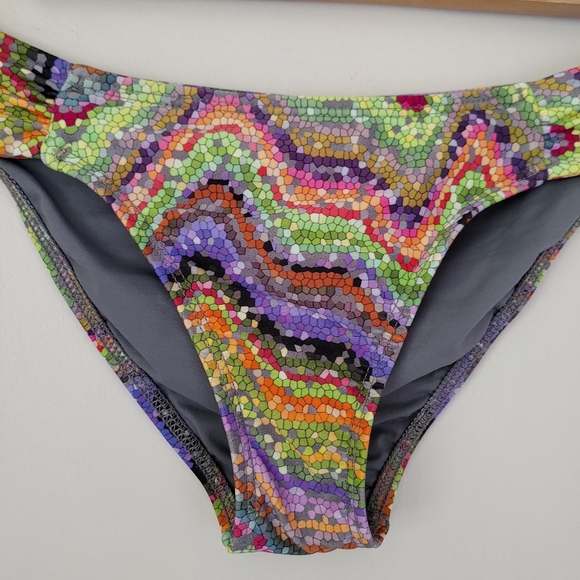 L*space Audrey Bikini Bottom Multicolor Mosiac Size Small - Picture 9 of 14
